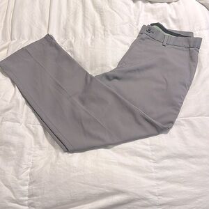 Greg Norman - Gray Golf Pants - Size 32W 30L